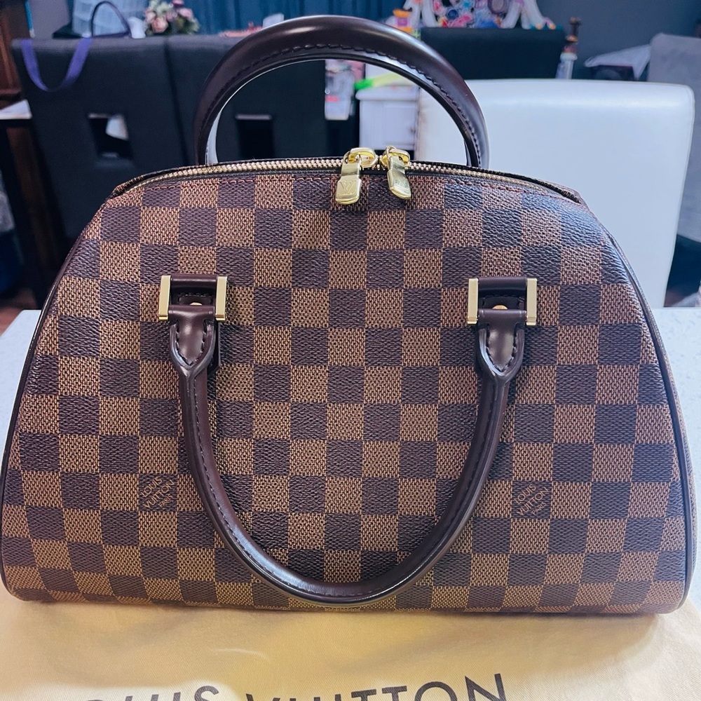 Authentic louis vuitton ribera MM